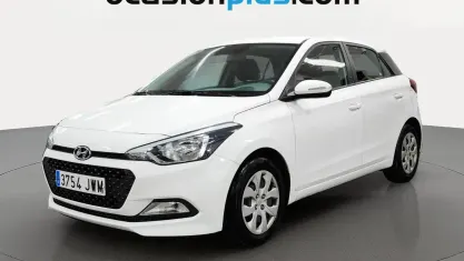 Usado Hyundai i20 84 CV (61 kW) 2017 Blanco Utilitario