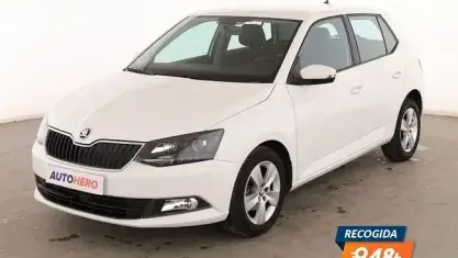 Usado Skoda Fabia Ambition 75 CV (55 kW) 2015 Blanco Berlina