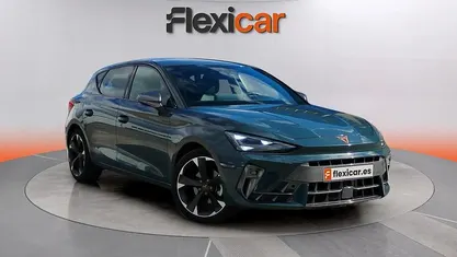 Usado Cupra Leon 150 CV (110 kW) 2025 Blanco Familiar