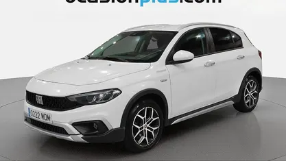 Usado Fiat Tipo Cross 131 CV (96 kW) 2023 Blanco Utilitario