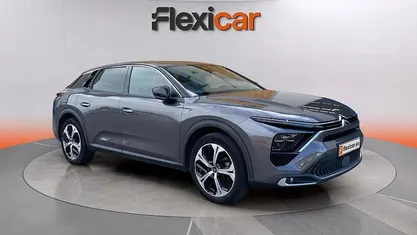 Usado Citroën C5 X Feel 131 CV (96 kW) 2022 Gris Familiar