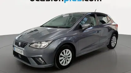 Usado Seat Ibiza Style 75 CV (55 kW) 2018 Gris Utilitario
