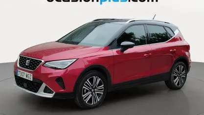 Usado Seat Arona Xperience 110 CV (80 kW) 2023 Rojo SUV