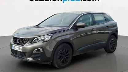 Usado Peugeot 3008 Active 131 CV (96 kW) 2019 Gris SUV