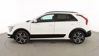 Usado Kia Niro 141 CV (103 kW) 2023 Blanco SUV