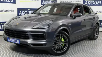 Usado Porsche Cayenne E-Hybrid Coupe 462 CV (339 kW) 2020 Gris SUV