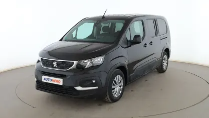 Usado Peugeot Rifter Active 131 CV (96 kW) 2019 Negro Monovolumen