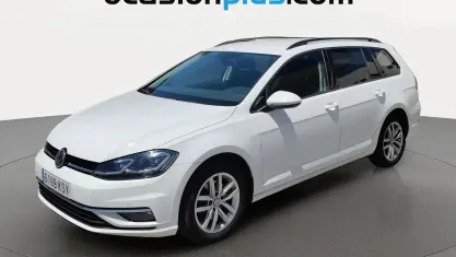 Usado VW Golf Sportsvan Advance 115 CV (84 kW) 2019 Blanco Monovolumen