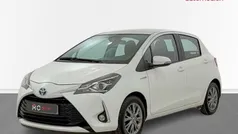 Blanco Usado 2019 Toyota Yaris Hybrid Active Berlina | 16.300 € (Precio justo)