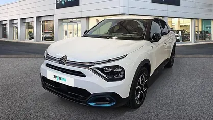 Blanco Usado 2023 Citroën e-C4 Shine Berlina | 22.490 € (Precio justo)