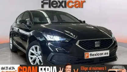 Usado Seat Leon Style 110 CV (80 kW) 2024 Negro Utilitario