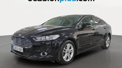 Usado Ford Mondeo Titanium 167 CV (122 kW) 2018 Negro Berlina