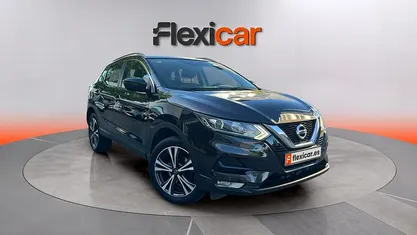 Usado Nissan Qashqai Acenta 140 HP (102 kW) 2021 Preto SUV