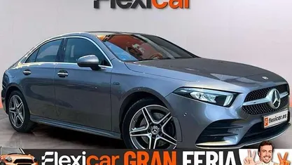 Usado Mercedes A250 218 CV (160 kW) 2021 Gris Berlina