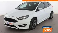 Usado 2017 Ford Focus ST-Line Berlina | 11.999 € (Precio justo)