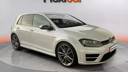 Usado VW Golf VII R 300 CV (220 kW) 2017 Berlina