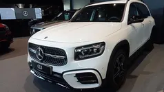 Blanco Nuevo 2025 Mercedes GLB200 SUV | 50.300 €