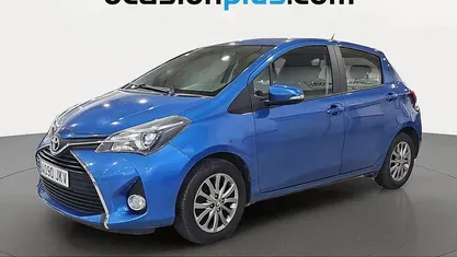 Usado Toyota Yaris Active 99 CV (72 kW) 2015 Utilitario