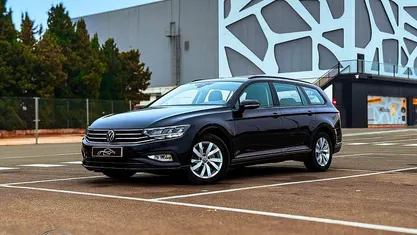Usado VW Passat Business 122 CV (89 kW) 2020 Negro Familiar