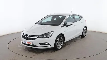 Usado Opel Astra Dynamic 150 CV (110 kW) 2016 Blanco Utilitario