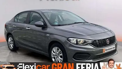 Usado Fiat Tipo Easy 95 CV (69 kW) 2018 Gris Berlina
