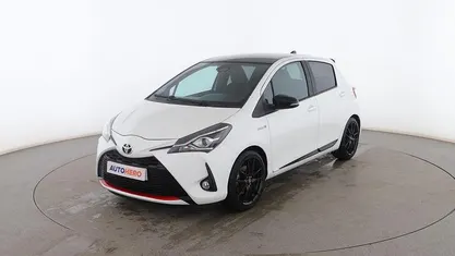 Usado Toyota Yaris Hybrid Sport 100 CV (73 kW) 2019 Utilitario