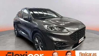 Usado 2024 Ford Kuga ST-Line SUV | 23.090 € (Buen precio)