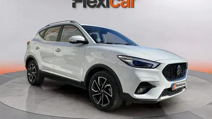 Usado MG ZS Luxury 106 CV (77 kW) 2024 Blanco SUV