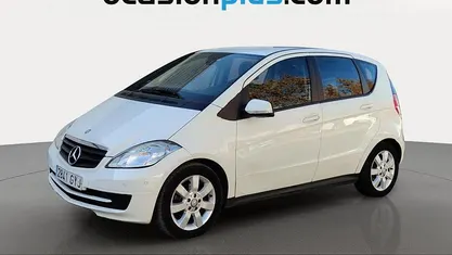 Blanco Usado 2010 Mercedes A160 Avantgarde Utilitario | 7500 € (Precio justo)