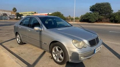 Occasion Mercedes C220 Avantgarde 143 ch (105 kW) 2001 Gris Berline