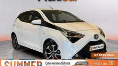 Blanco Usado 2019 Toyota Aygo X-cite Utilitario | 9890 € (Precio justo)