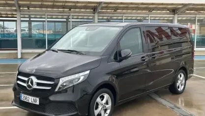 Käytetty Mercedes V220 Avantgarde 163 HP (119 kW) 2021 Musta Tila-auto