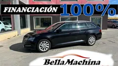 Negro Usado 2021 Skoda Superb Ambition Familiar | 17.950 € (Precio justo)