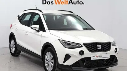 Usado Seat Arona Reference 95 HP (69 kW) 2025 Branco SUV