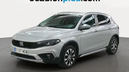 Usado Fiat Tipo Cross 131 CV (96 kW) 2023 SUV
