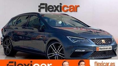 Usado Seat Leon ST 4Drive 300 CV (220 kW) 2021 Gris Familiar