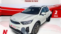 Usado 2023 Kia Stonic SUV | 15.411 € (Precio justo)