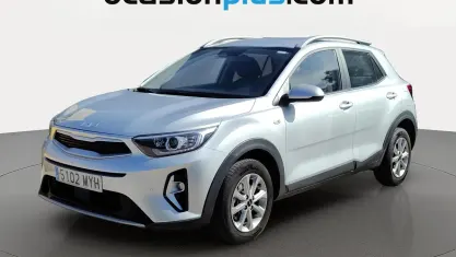 Usado Kia Stonic 79 CV (58 kW) 2025 Gris SUV