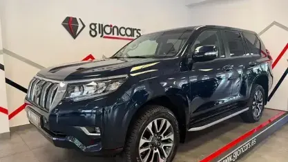 Usado Toyota Land Cruiser 204 CV (150 kW) 2023 Azul SUV