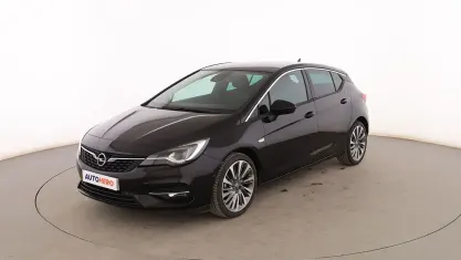 Usado Opel Astra Elegance 145 CV (106 kW) 2020 Negro Berlina