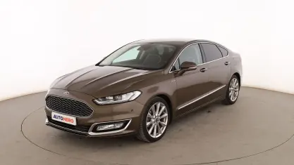 Usado Ford Mondeo Vignale 180 CV (132 kW) 2017 Marrón Berlina