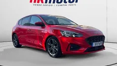 Rojo Usado 2018 Ford Focus ST-Line Berlina | 12.990 € (Precio justo)