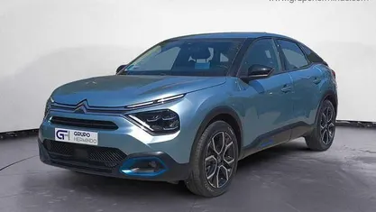 Usado Citroën e-C4 Feel 100 kW (136 CV) 2022 Verde
