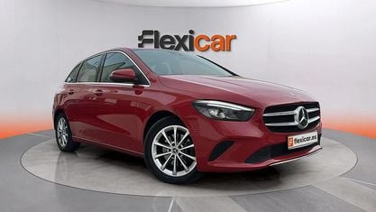 Usado Mercedes B200 150 HP (110 kW) 2019 Vermelho Monovolume