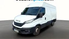 Blanco Usado 2022 Iveco Daily Familiar | 24.773 € (Buen precio)