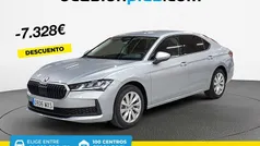 Gris / plata Nuevo 2025 Skoda Superb Essence Berlina | 32.990 € (Precio justo)
