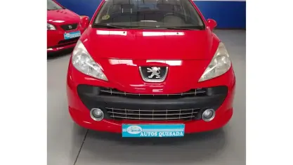 Usado Peugeot 207 90 HP (66 kW) 2007 Vermelho Citadino