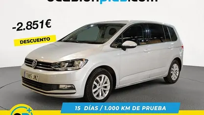 Gris plata Usado 2017 VW Touran Edition Monovolumen | 15.139 € (Buen precio)