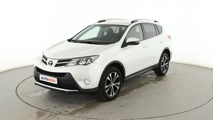 Blanco Usado 2014 Toyota RAV4 Executive SUV | 16.599 € (Buen precio)