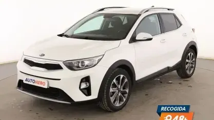 Usado Kia Stonic 101 CV (74 kW) 2020 Blanco SUV